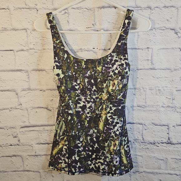 lululemon athletica Tops - Lululemon Women's Size 4 Amala Tank Bra Top Floral Sport White Multi Sleeveless